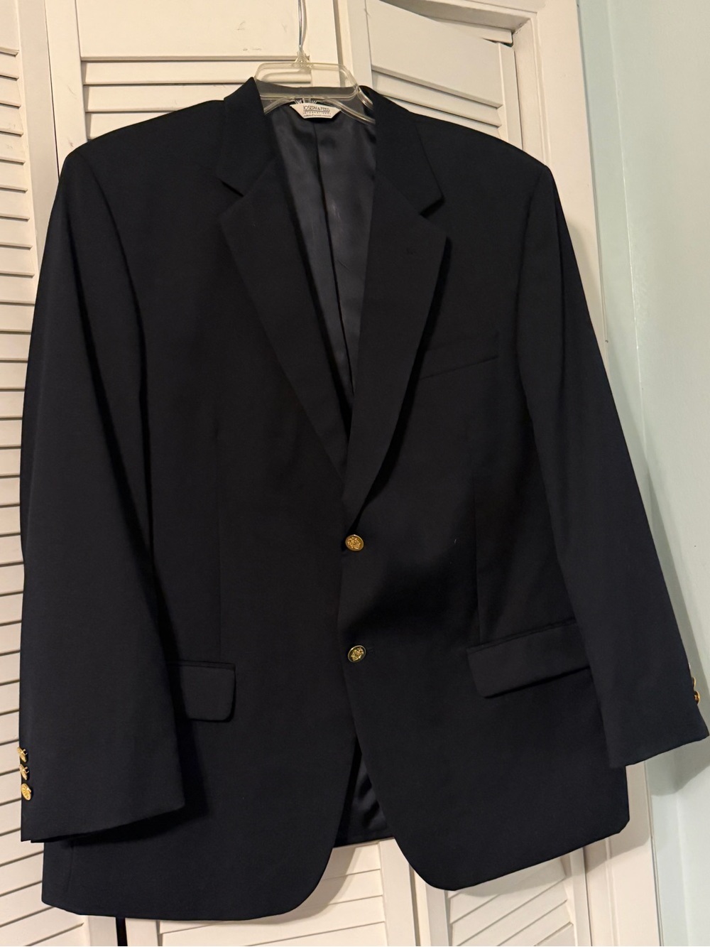 Joseph & Feiss International Men's Classic Wool Navy Blazer with Gold Buttons